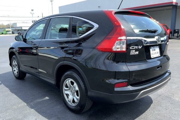 2016 Honda CR-V LX AWD - Image 5